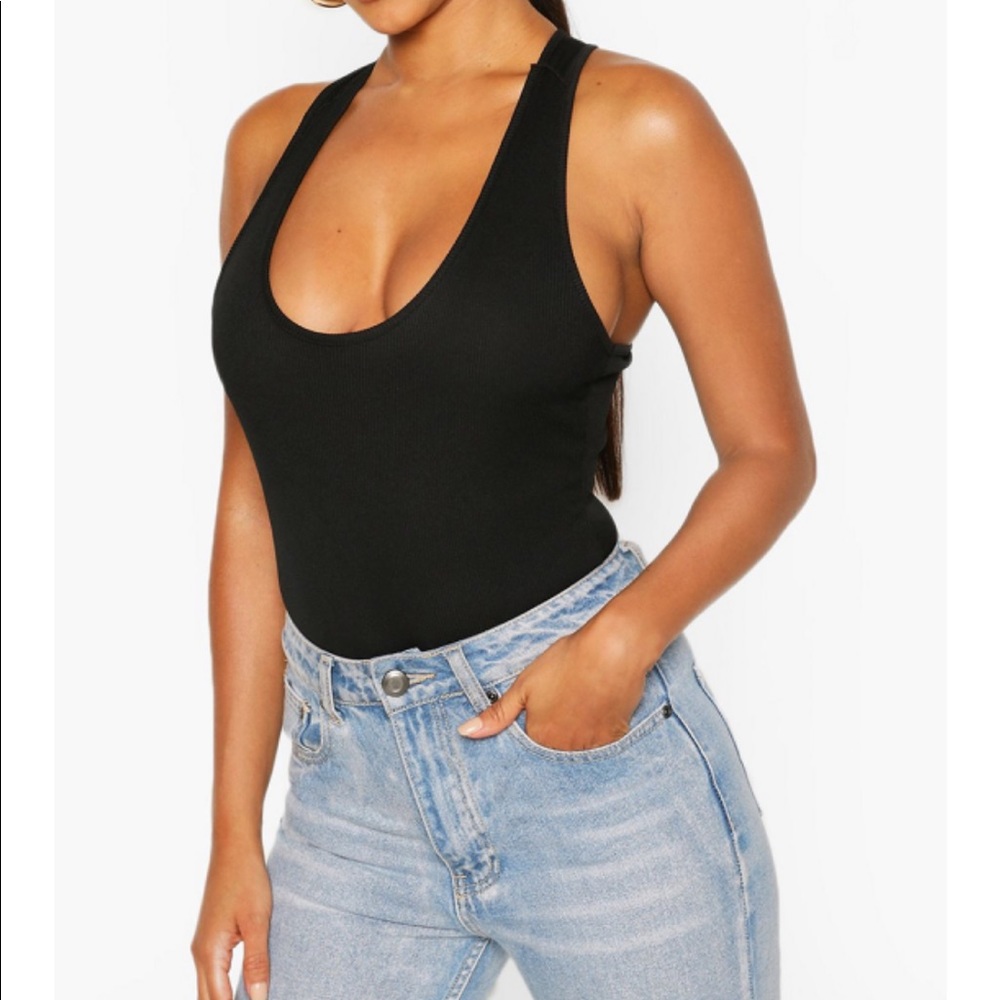 NWT Boohoo basic plunge rib bodysuit